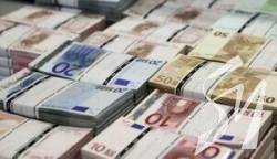 У Єврокомісії запевнили, що з Угорщиною домовляться щодо вето на 18 млрд євро: Виплати відбудуться